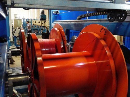 ماكينة لف بكرة الأسلاك المزدوجة الآلية